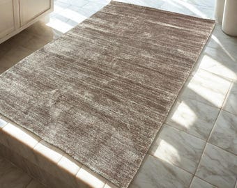 Handloom Bamboo Silk Rug: Rustic Brown Minimalist Floor Decor (4x6 ft.)