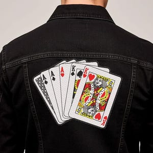 Motif de broderie Machine à jouer - écusson style Vegas, thème poker, as King Queen, écusson cartes à jouer, as king, format PES DST, téléchargement