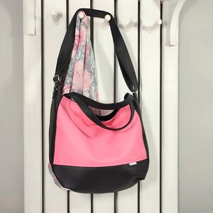 Pinke Crossbody, süße Vegan Tasche, kleine Einkaufstasche, Cabrio Handtasche, Vegan Schultertasche, Geschenk für Barbie Liebhaber
