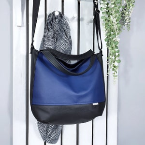 Wandelbare dunkelblaue Vegane Umhängetasche - Individuelle Schultertasche, Designer Hobo Handtasche, Große Messenger Tasche, Geschenk für Tante, Ankate Bags