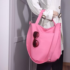 Cabas rose végétalien à bandoulière - Porte-monnaie zippé pour femme - Sac de travail compact, style printanier - Conçu par Ankate