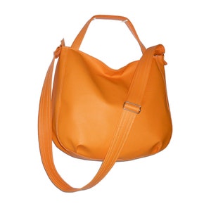 Orange Vegan Hobo Bag - Große slouchy Schultertasche, Crossbody Style Handtasche, helle Sommertasche, Handgefertigte Urban Geldbörse | Entworfen von Ankate