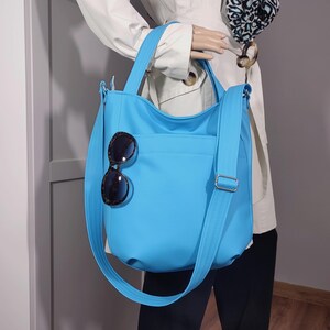Himmelblaue Laptop Tasche – Umhängetasche für Schule und Studium – große Schultertasche mit Henkel – Ankate Handmade