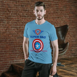 スーパーヒーローTシャツ、コミックTシャツ、スーパーヒーロースーパーパパシャツ、キャプテンパパシールドTシャツ、マーベルヒーローTシャツ、クールなお父さんへのギフト、お父さんスーパーヒーローシャツ