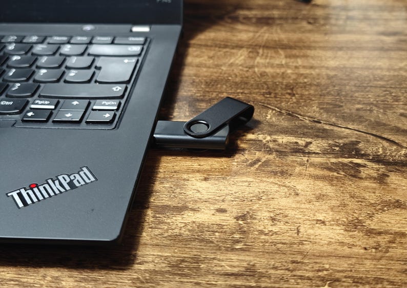 Pentesting Usb 32 GB – Kali, Parrot OS, Blackarch, Arch & Tails Live ...