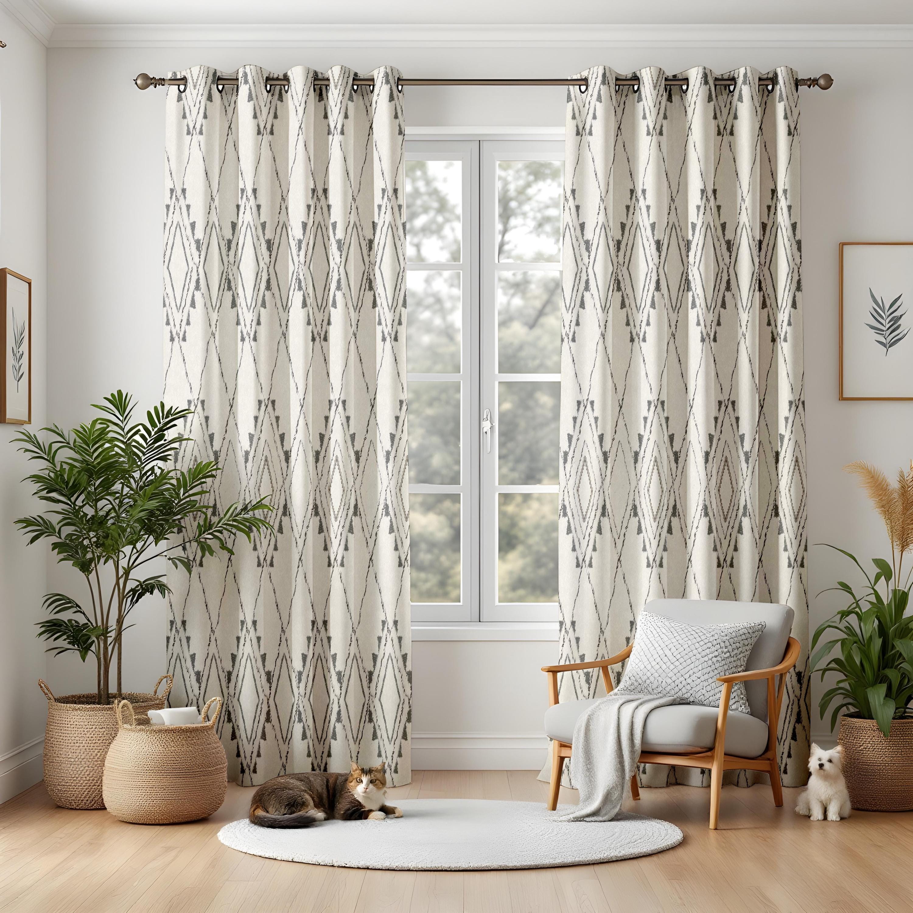 私の手型 スカンジボヘミアン幾何学模様カーテン、ベージュと黒のミニマル