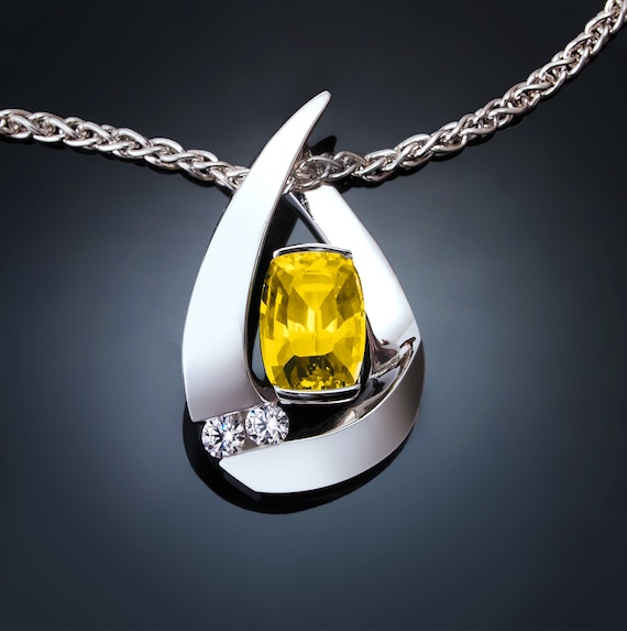 Yellow Sapphire Necklace With White Sapphire Side Stones Set