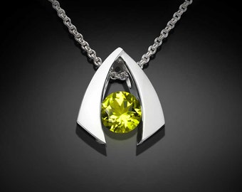 Peridot Pendant: Argentium Silver Necklace 3424