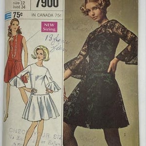 Vintage 1960s Mod Dress Pattern - Size 12