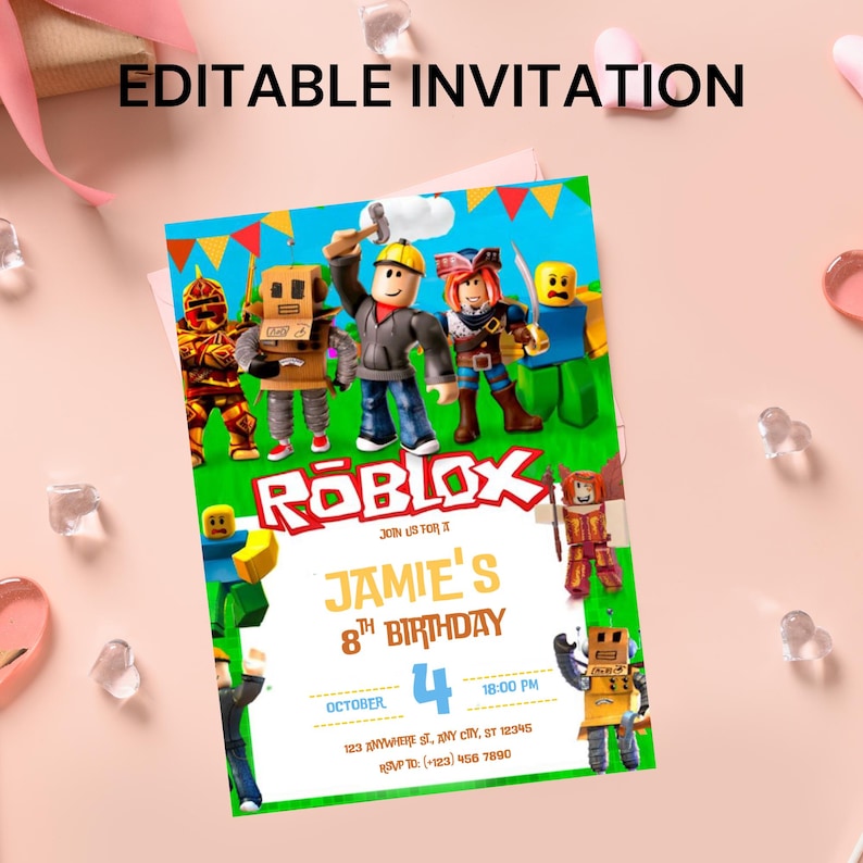 K&ouml;nnte beinhalten: Eine farbenfrohe Roblox-Geburtstagseinladung mit dem Text "EDITABLE INVITATION" oben. Die Einladung zeigt Roblox-Charaktere und den Text "JAMIE'S 8. GEBURTSTAG" mit Datums- und Zeitangaben. Der Hintergrund ist hellrosa.