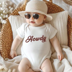 Howdy Onesie, Baby Bodysuit, Baby Shirt, Toddler Sweatshirt - Retro Cowboy Baby Outfit, Cute Country Western Gift, Little Rancher Style Look