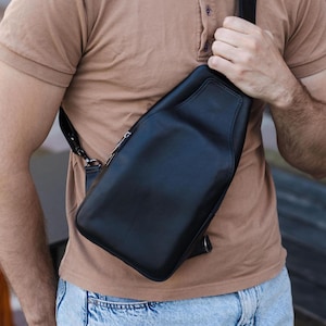 Leather Sling Bag for Men, Crossbody Shoulder Bag, Full Grain Leather Bag for Travel with Zipper Pocket for Phone and Wallet