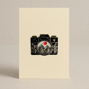 Creative Camera Pin, Photographer Gift, Aesthetic Brooch, Photography Jewelry, Gift For Artists, Camera Lover Gift