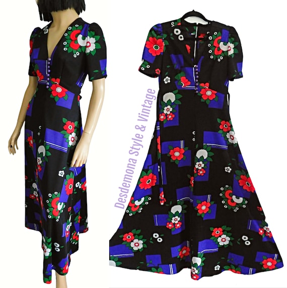 Vintage original 1970s maxi dress Black with flora