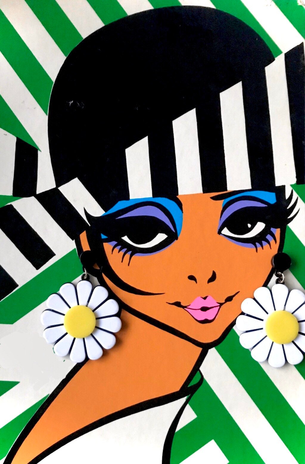 Retro 1960s large white & yellow DAISY flower power earrings MOD hipp…