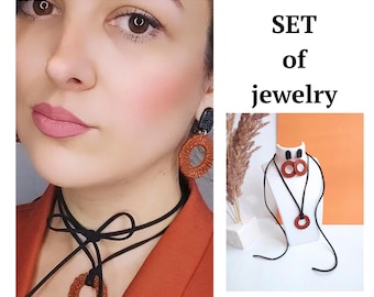 Conjunto de joyas de arcilla polimérica hecho a mano: gargantilla y pendientes de terracota / Regalo bohemio para ella / Presente