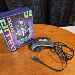 Used gaming mouse. Some scuffing to the base as expected. Tested Working.