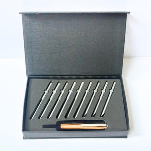 Interchangeable Inline Crochet Hook Kit with Chrome Finishes with Wood/Polyester Handle bild 2