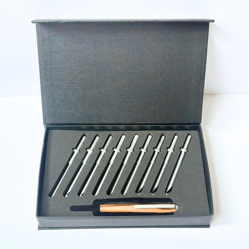 Interchangeable Inline Crochet Hook Kit with Chrome Finishes with Wood/Polyester Handle bild 2
