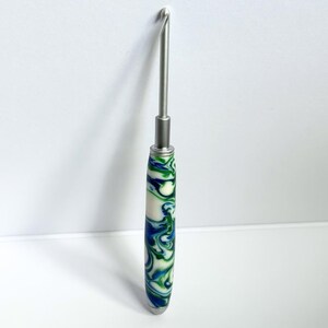 Interchangeable Inline Crochet Hook Kit with Chrome Finishes with Wood/Polyester Handle Mother Earth