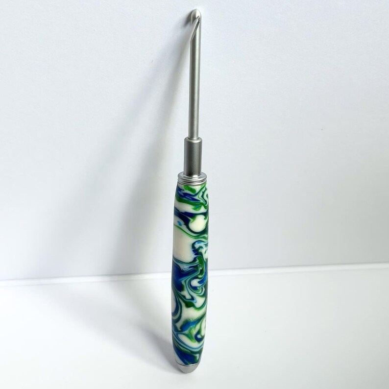 Interchangeable Inline Crochet Hook Kit with Chrome Finishes with Wood/Polyester Handle Mother Earth