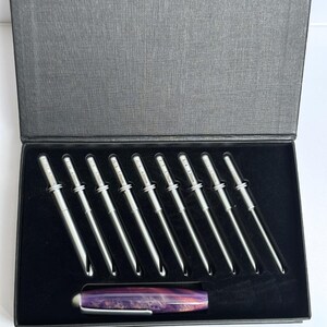 Interchangeable Inline Crochet Hook Kit with Chrome Finishes with Wood/Polyester Handle bild 7