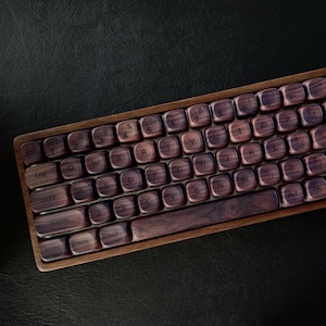 Teclado mecánico de madera de nogal con carcasa completa, premontado, PCB intercambiable al 65%, RGB completo. Compatible con...