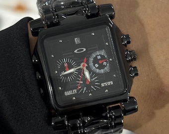 Oakley Type Black Chronograph Watch – Square Steel Sport Luxury Men’s Timepiece