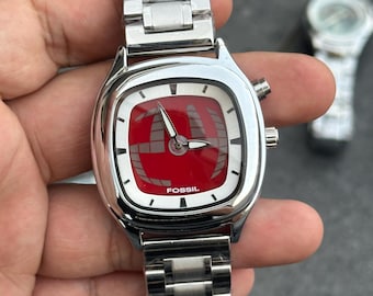 Red Dial Women's Watch – Fossil Style Silver Stainless Steel Bracelet
