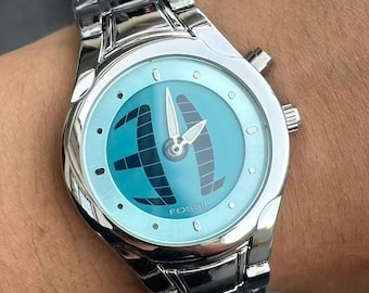 Blue Dial Retro Women’s Watch in Fossil Style – Silver Stainless Steel, Vintage Aqua Look