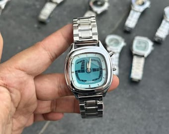 Blue Dial Retro Women display picture 1