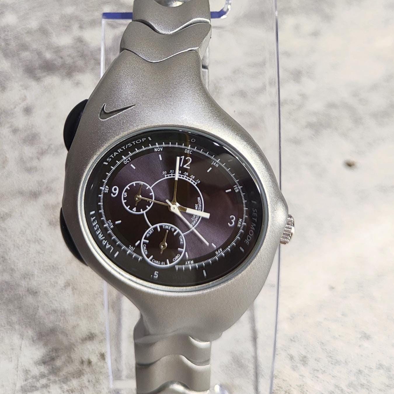 Vintage Nike Triax Watch – Matte Silver Case, Black Digital