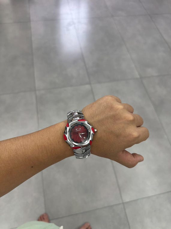Oakley Timebomb Inspired – Futuristic Chrome & Red Custom Art