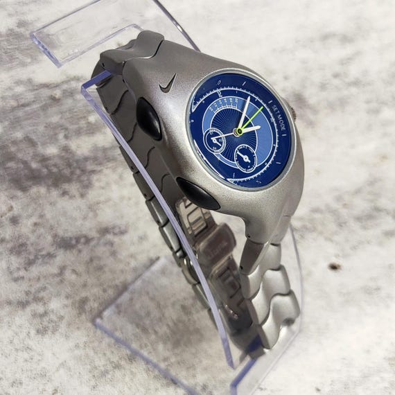 h*n様 早い者勝ちOLD NIKE Triax digital watch 腕 h*n様 早い者勝ちOLD NIKE Triax digital watch 腕 Nike Triax Armor