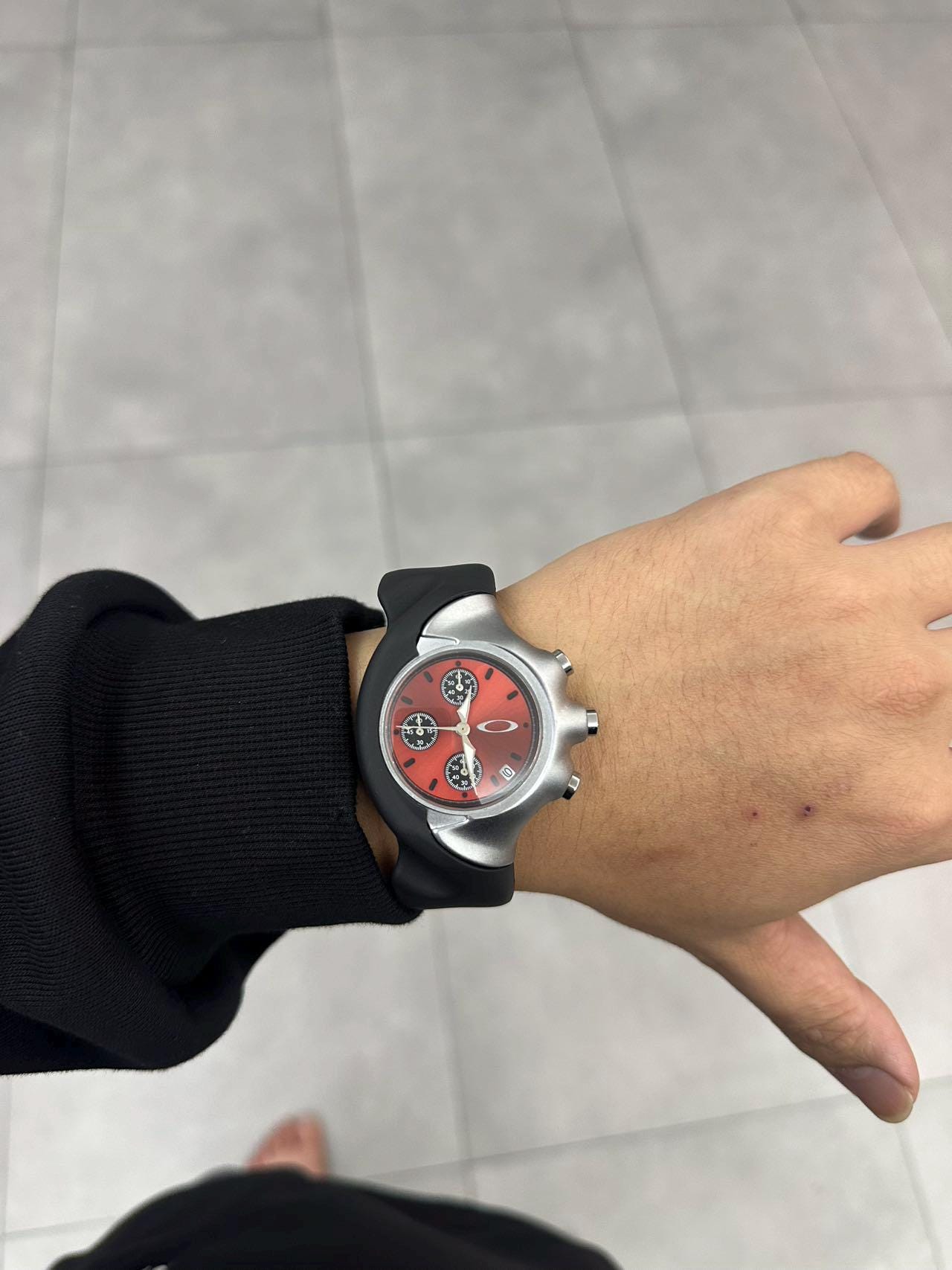 Oakley Detonator Inspired Red Chronograph Watch – Futuristic Sport