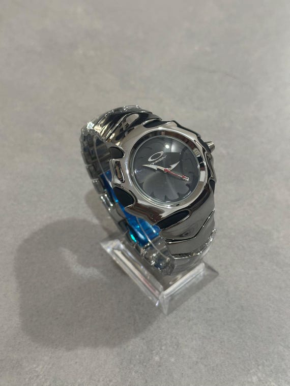 Custom Oakley Timebomb-inspired Watch | Futuristic Stainless Steel