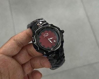 Oakley Timebomb Style Armbanduhr - Rotes Zifferblatt, futuristisches Biomech Design, Herren-Metallarmbanduhr