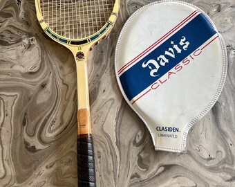 Vintage CLASSIC ll Tad Davis Wood Tennis Racquet  Leather Grip Laminated