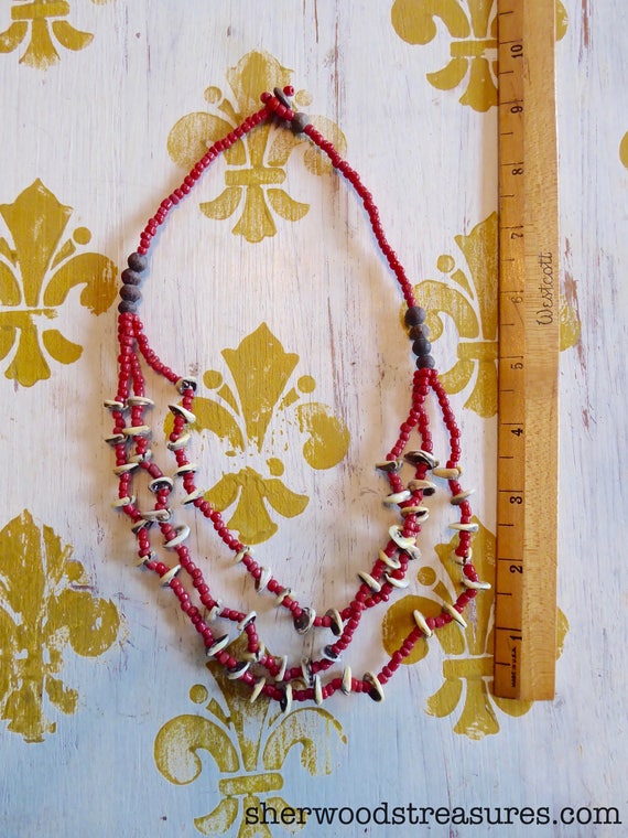 Vintage Necklace Coral  20"  Spectacular Shell an… - image 1