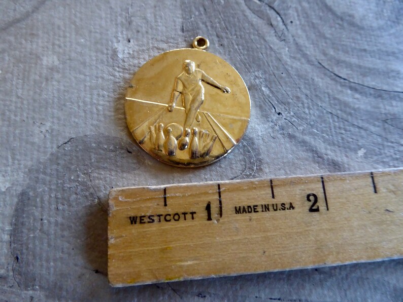 10 Bowling Medals Vintage Fifties Gold Color 112 Exc Five Women Five Men Repurpose