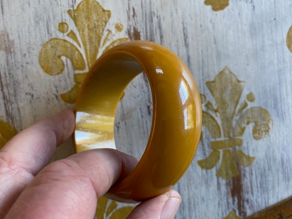 Large Thick Mustard Colored  Bakelite  Bracelet T… - image 2
