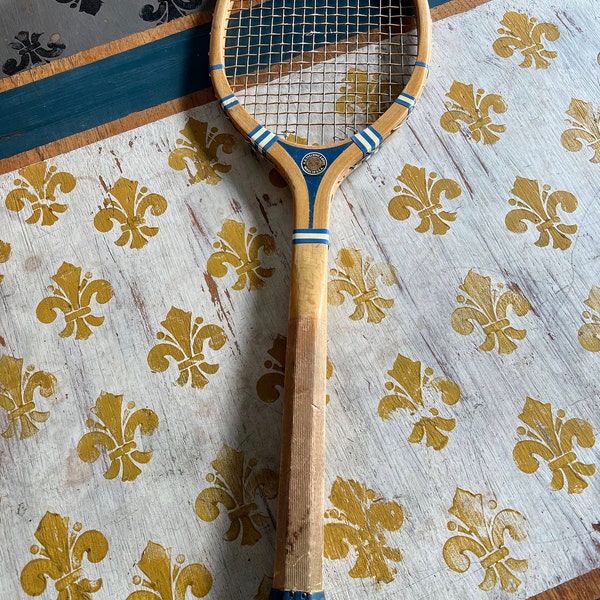 Vintage A. G. Spaulding Lakeside No. 5 ANTIQUE Wood Tennis Racquet Early 1900s