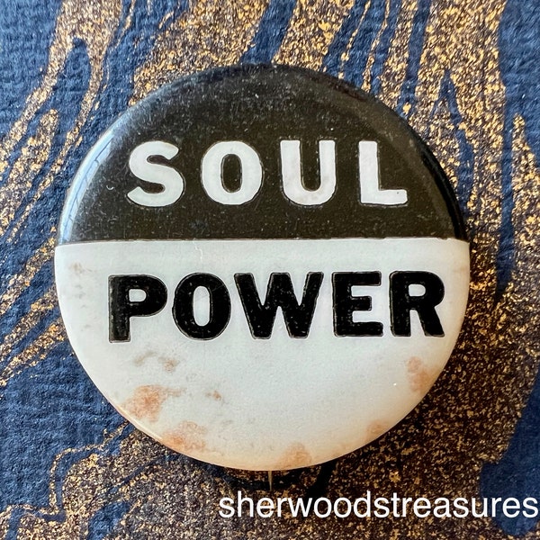 SOUL POWER  Hippie Black Panther Era  Button-  Psychedelic Free Love Era  Haight Ashbury Counterculture