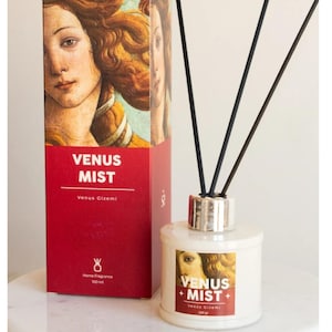 Luxury Venus Mist Reed Diffuser – Elegant Home Fragrance with Bamboo Sticks