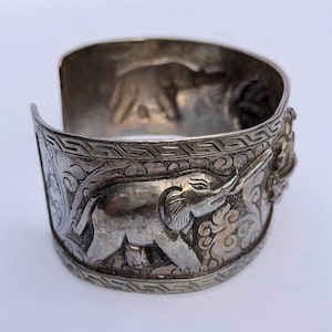 Vintage Tibetan Silver Dorje Vajra Cuff Bracelet – Handcrafted Tibetan Elephant Statement Jewelry