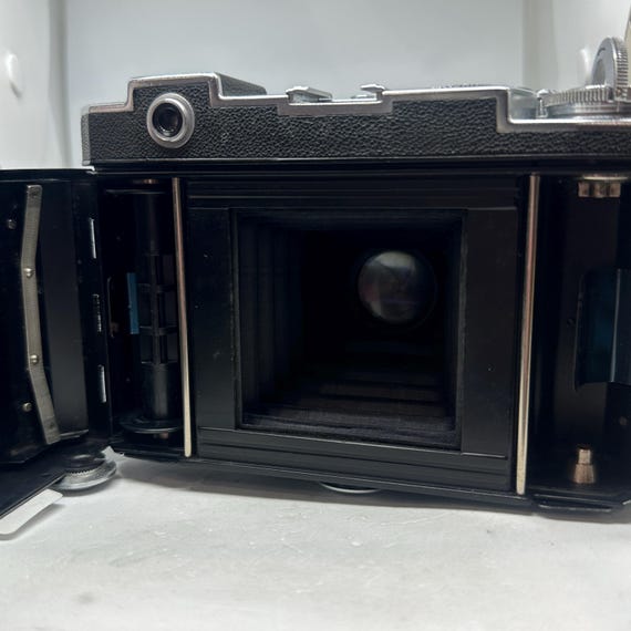 Zeiss Ikon Folding Medium Format Camera | Tessar 80mm F/2.8 Compur