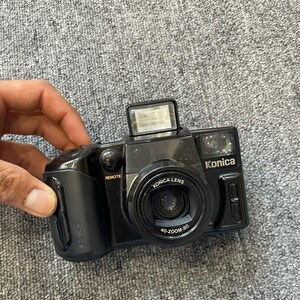 Konica Z-up 80RC Fotocamera a pellicola da 35 mm – Compatta, compatta, con obiettivo zoom, vintage, Giappone