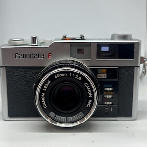 Canon VT-DELUXE Model Z Rangefinder Body W/canon 135MM 2.5 Lens