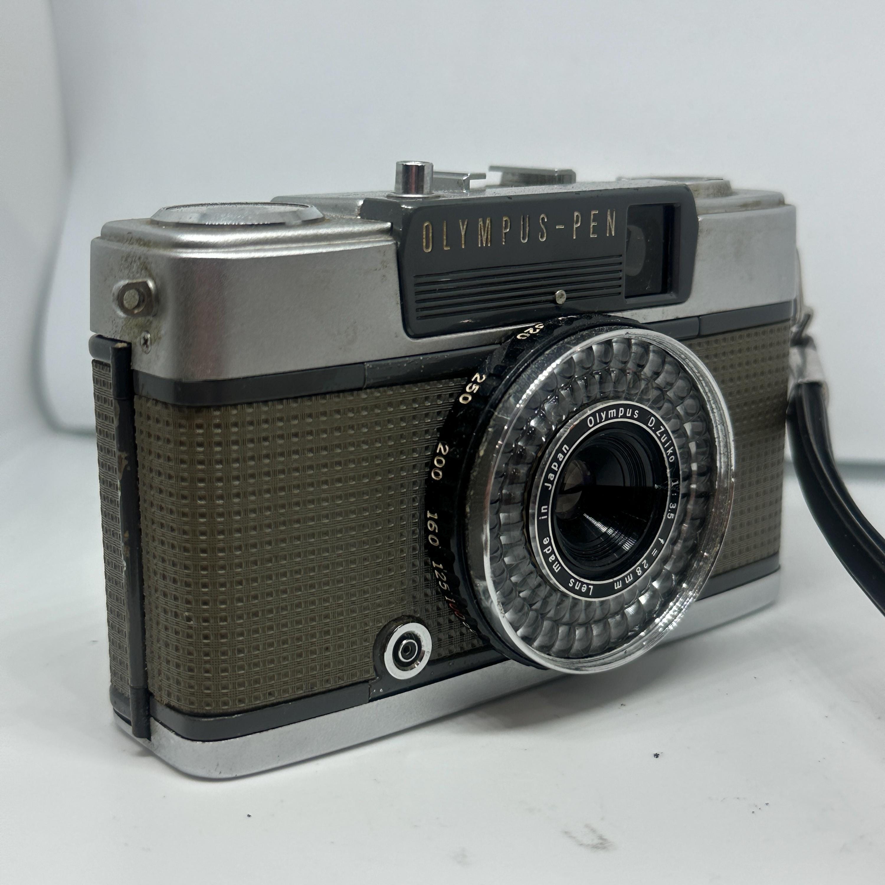 Olympus PEN EE-2 Half Frame Camera | D.zuiko 28mm F/3.5 Lens, Made