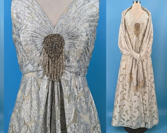 Vintage Sixties Silver Metallic Sleeveless Gown with Matching Shall - 60s Formal Dress with Beaded Applique - Small Mid Century Gown